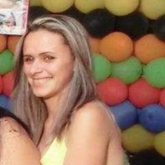 Discente de Ciências Agrárias, pela UFPB.Paraibana.Menina mãe. Extrovertida, estravagante...