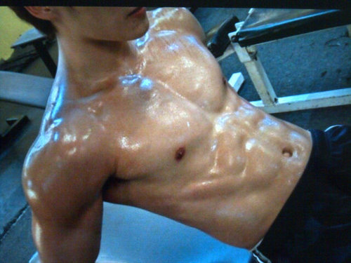 ChanChan7879's profile picture. This account is just for fun, this is fake. I'm 19 years old, chinese. Ngondek/bencong menjauh !