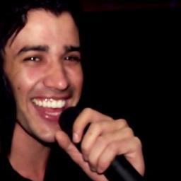Dedicação total ao meu divo maior @Gusttavo_lima,um 2013 belo pra todos nós....