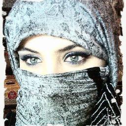 Sevginin əvvəlində sevənlər gələcək haqqında danışırlar, sonunda isə keçmiş haqqında.( Morua Andre)