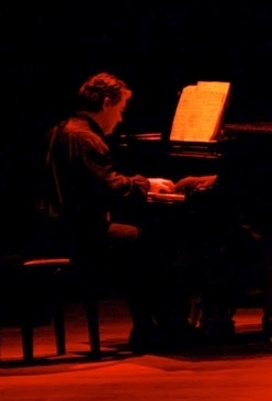 Pianista - Compositor
Autor teatral