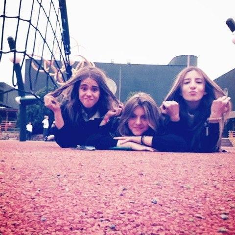 A2MINSC2 mi vida las amo con locura.
mi sister nuria hernandez la quiero con locura
beatriz ma 
mery zapata, daniela, claudia, ojala nos deje vivir sor maria