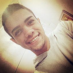 Os sonhos são nossos, mas o veredito da realização quem da é Deus! I love you soccer. ♥ (: