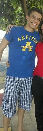 Meus defeitos me tornam único.