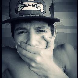 bê ? as unicas palavras que tenho para dizer e que eu amo voce sem fim , com voce do meu lado tudo e lindo e bonito :$
/ Tua Esposa ;*