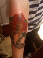 Shaunuexh's profile picture. peace and love thats the answer ;) and i follow back! c: http://t.co/2jege6vSH4