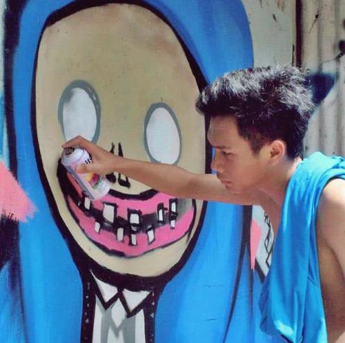 Street artist, tee designer, owner ARTCK.IND,  Tangerang - Indonesia ·- http://t.co/J45g1Hc2wr  -http://t.co/pdGMW4GSpX  20,12,2012