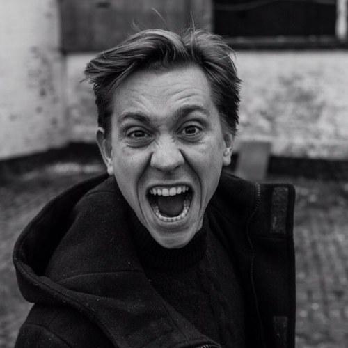 Acteur, theatermaker, kok/cateraar op verzoek.