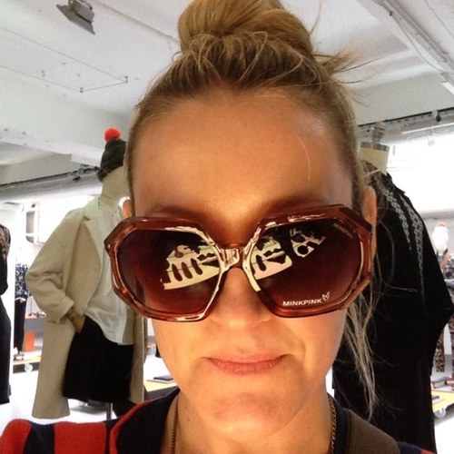 Director of Marketing & Digital. Foodie & Smartphone Addict. My tweets are my own!
