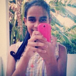 I'm a girl happy and complete.