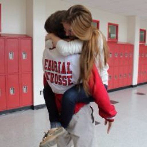 hs_honest's profile picture. Basically my twitter confessions.. My twitter diary #teamfollowback