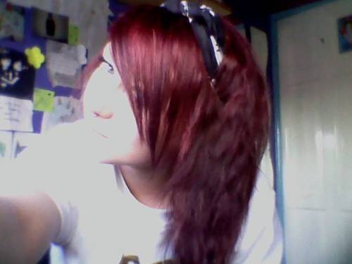 Aimee, im 14,british,love screamo,[AA][BMTH][Hollywood undead] scene, i want to play guitar RaNdOm, POKEMON! [drawing is my life]
