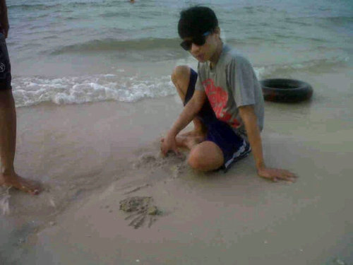 godeb1's profile picture. Life is a choice