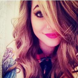 I Love One Direction.
I'm Directioner with pride!
I HATE FUNK! Ac / Dc Is my life.
Press it - @ OoiJhlie
Justin's wife '
Josh your pretty!