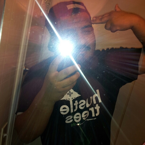 ciscox69's profile picture. weed,music, follow me ill follow u back