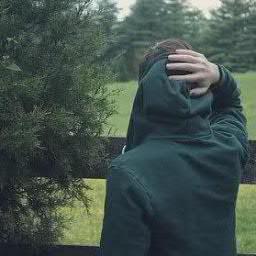 drn0660's profile picture. Ne hasta bekler sabahı, ne taze ölüyü mezar, ne de şeytan bir günahı, seni beklediğim kadar.