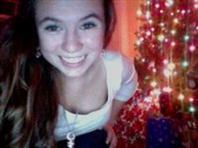 Lolawxen's profile picture. I am happy to be free happy to be me not bitter no stress and less head aches for me god smiles on me http://t.co/d6QCetjfV3