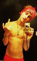 my name is ASHLYE HORAN STLYES MALIK BIEBER PAYNE TOMLINSON MAHONE HUNTER http://t.co/78Zf1NDb9a