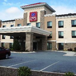 ComfortSuites_1's profile picture. Whether you are traveling for business or vacation, Comfort Suites Greensboro East offers a convenient and comfortable, relaxing retreat.
