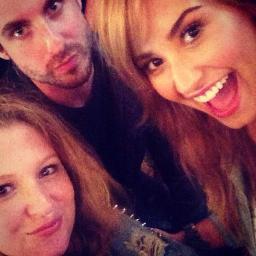 ISupportDemiD's profile picture. 