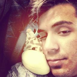 Não importa quantas coisas mudem ao longo da vida, meu amor por vocês será para sempre @rockrestart since 20.11.11
