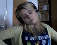 Marivelemgxb's profile picture. How kewl i like dancing listening to music did i say drinkin and dancin more info on my personal site http://t.co/cGat2ycBRL