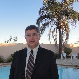 montanhesescrit's profile picture. O talento e o poder de transformar as palavras, criar um mundo através das letras é uma árdua tarefa, pois requer a capacidade de ser Deus.