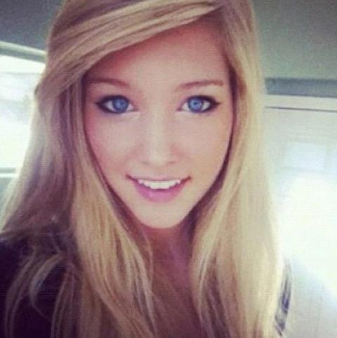 let me suck your dick @louis_tomlinson @zaynmalik @real_liam_payne @niallofficial @harry_styles FOLLOW ME ILL FOLLOW BACK
