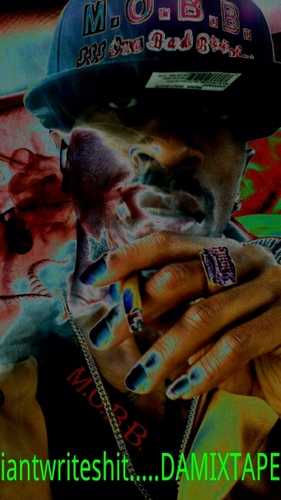 JumpDaTweetGod's profile picture. M.o.B.b..........MUNEY.OVA.BAD..BITCHES