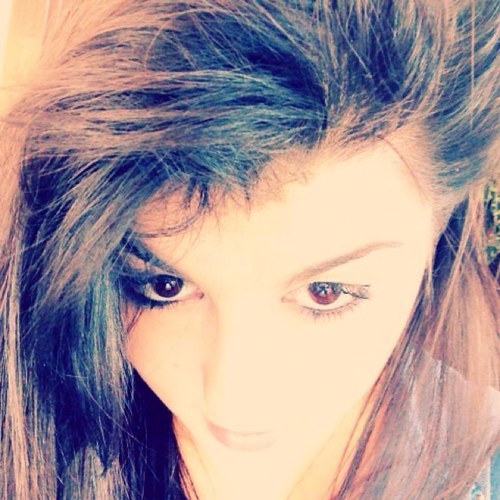 “ .. Non si può provare a spiegare un'emozione, e nemmeno a capirla.. L'unica cosa che si può fare è viverla.. ❤ “ https://t.co/LkWhDlkB3j
