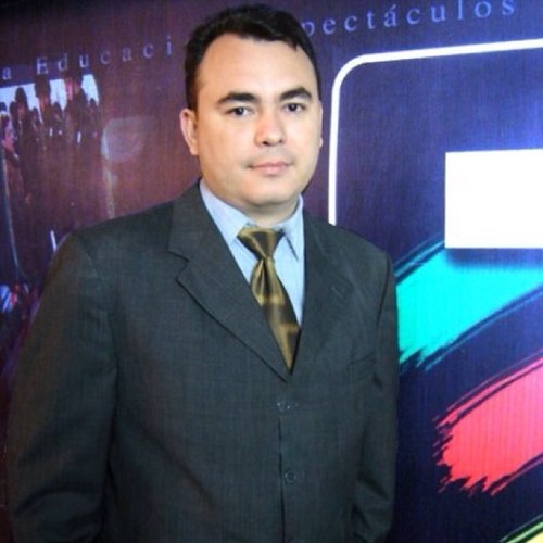 Venezolano, Periodista, Dirigente político de Voluntad Popular, Editor de la Revista Cars&Sport. Luchador incansable por la democracia y libertad de Venezuela.