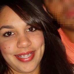 Andréia Azevedo,estudante,signo:Leão,Flamenguista até morrer,18 anos,namorando,carinhosa,um pouco ciumenta,quer saber mais um pouco siga-me...
