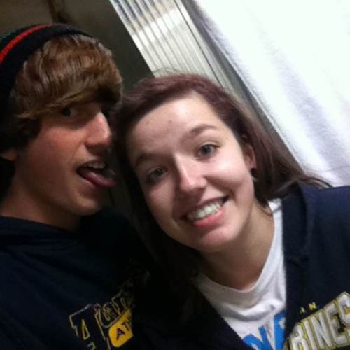 Heey im Seth (: and my kik is Sethamos77