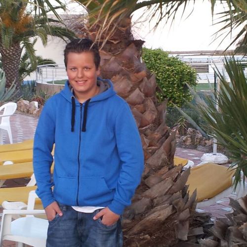 Wiktor / NORDWIN / 14 jaar / KICKBOX4EVER / Zwei lappen die zusammen klappen und nach piemel happen...