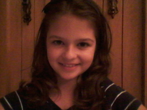 If I've tweet about your idol follow me, I follow everyone back!!!!!!!♡♥♡♥