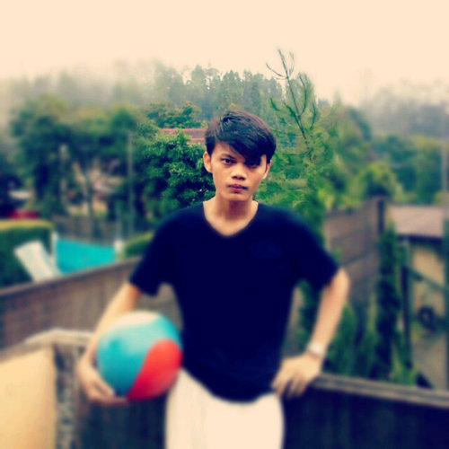 ohohenda's profile picture. bionya silahkan isi sendiri.