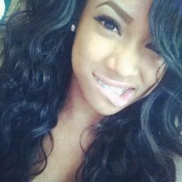I love MB and Nicki Minaj ,im shy and quiet . Honor roll student,16 years old