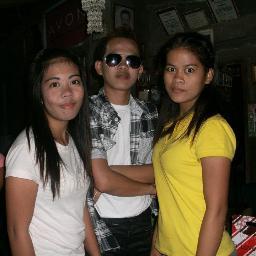 DexterPayomo's profile picture. Roses are red, violets are blue, If you unfollow me then fuck you.