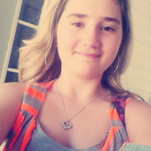 Courtneyy244's profile picture. 