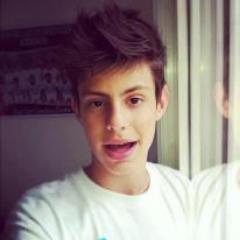 Hi :D I'M BOYBELIEBER AND PROUD.