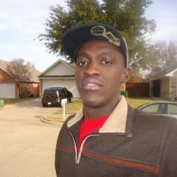 2ts2p's profile picture. 