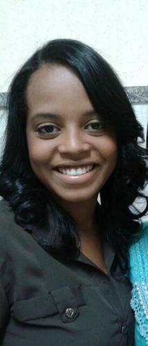 Solteira,Mnistra de louvor do  Ministerio de louvor ADM - Iracemápolis - SPe á serviço do Reino de Deus.
contato:elencantora@hotmail.com