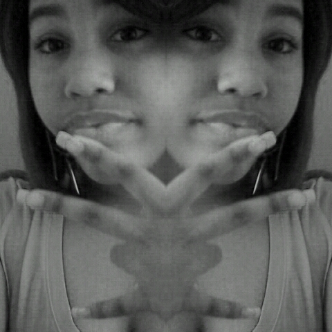 I hate anti socials, king, love life, insta: zaona_250 ♥