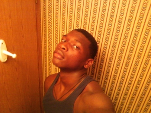 Im Just a young/real nigga Wanting #LOVE & SUCCESS,Follow me and I'll follow back #TeamFollowBack   Kik: Cj_Morse