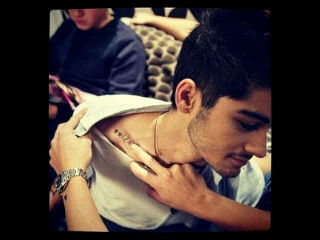 Hey i'm the real zayn malik and this is my private acount xx i love my babe perrie..♥