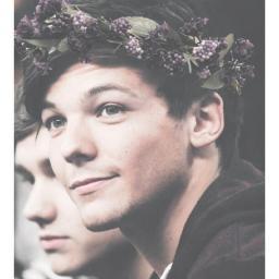 follow @alourmclock yay :)