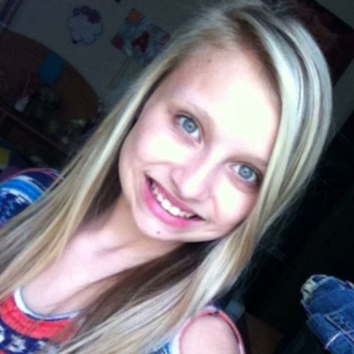 I LOVE GOD,I love playing sports,I love friends and family, oh yeah ROLL TIDE ROLL :)