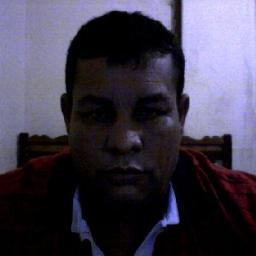 sou paranaense de alvorada do sul =parana,gosto de fazer amizades ,torço para o santos,,sou aquariano,1,81