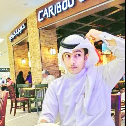 عسى الله يجملنا مع الطيبين بـ طيب& وعسى من هقافينا يعيّن هقاويه تحظر المراجل عند ولد الردي وتغيب& وتبقى المراجل عندنا نارها حيه