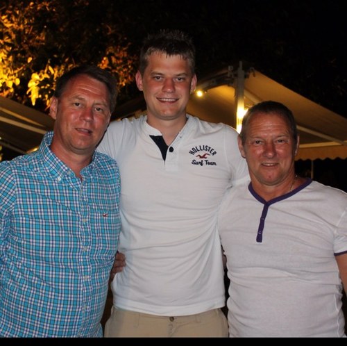 birda123's profile picture. its not who we are but what we do that defines us.